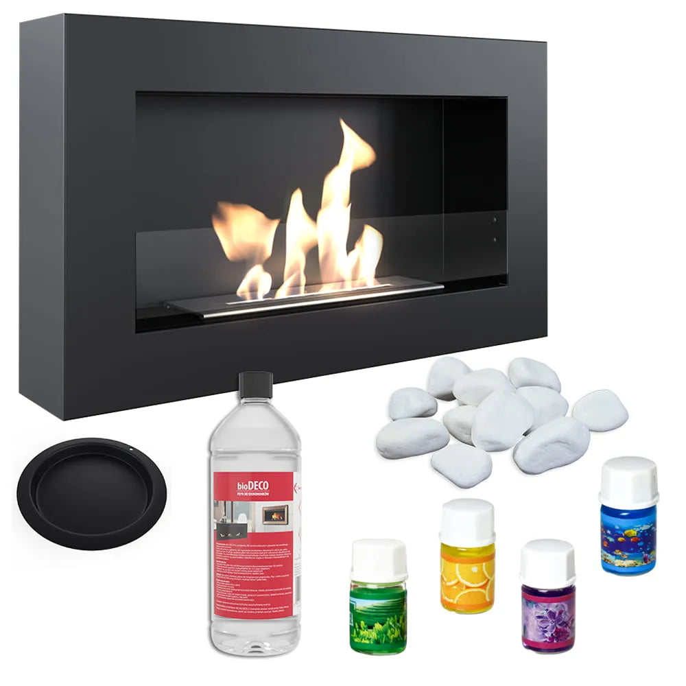 Kratki Golf bio-ethanol haard met decoratieve stenen, brandstof en geurflessen.