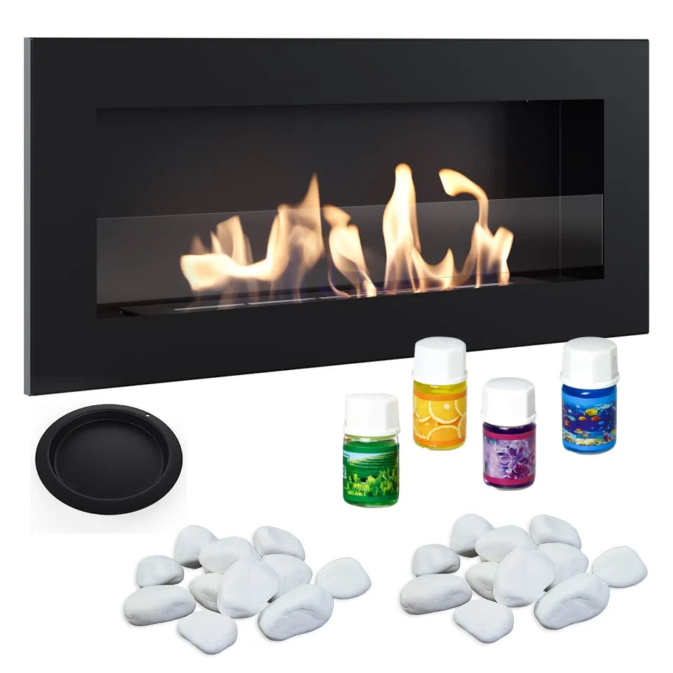 Kratki Delta2 Slim haard met accessoires: witte stenen, zwarte schaal en vier flesjes geurolie.