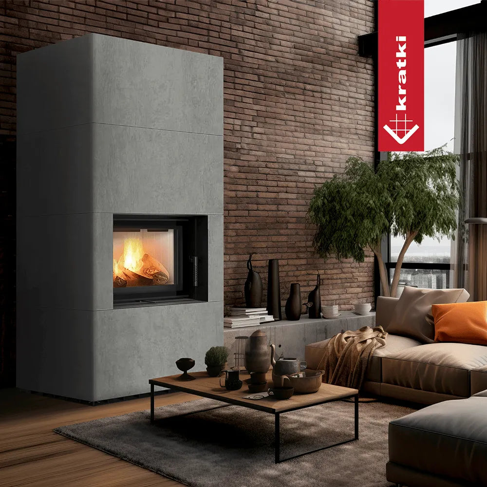Moderne woonkamer met Kratki Floki S 8 kW haard, comfortabele bank en decoratieve accessoires.