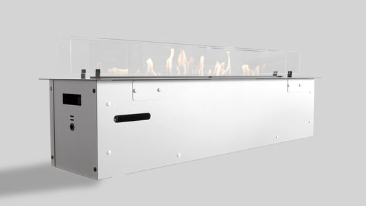 Balstil FF 1000 witte haard met glazen scherm en zichtbare vlammen op neutrale achtergrond