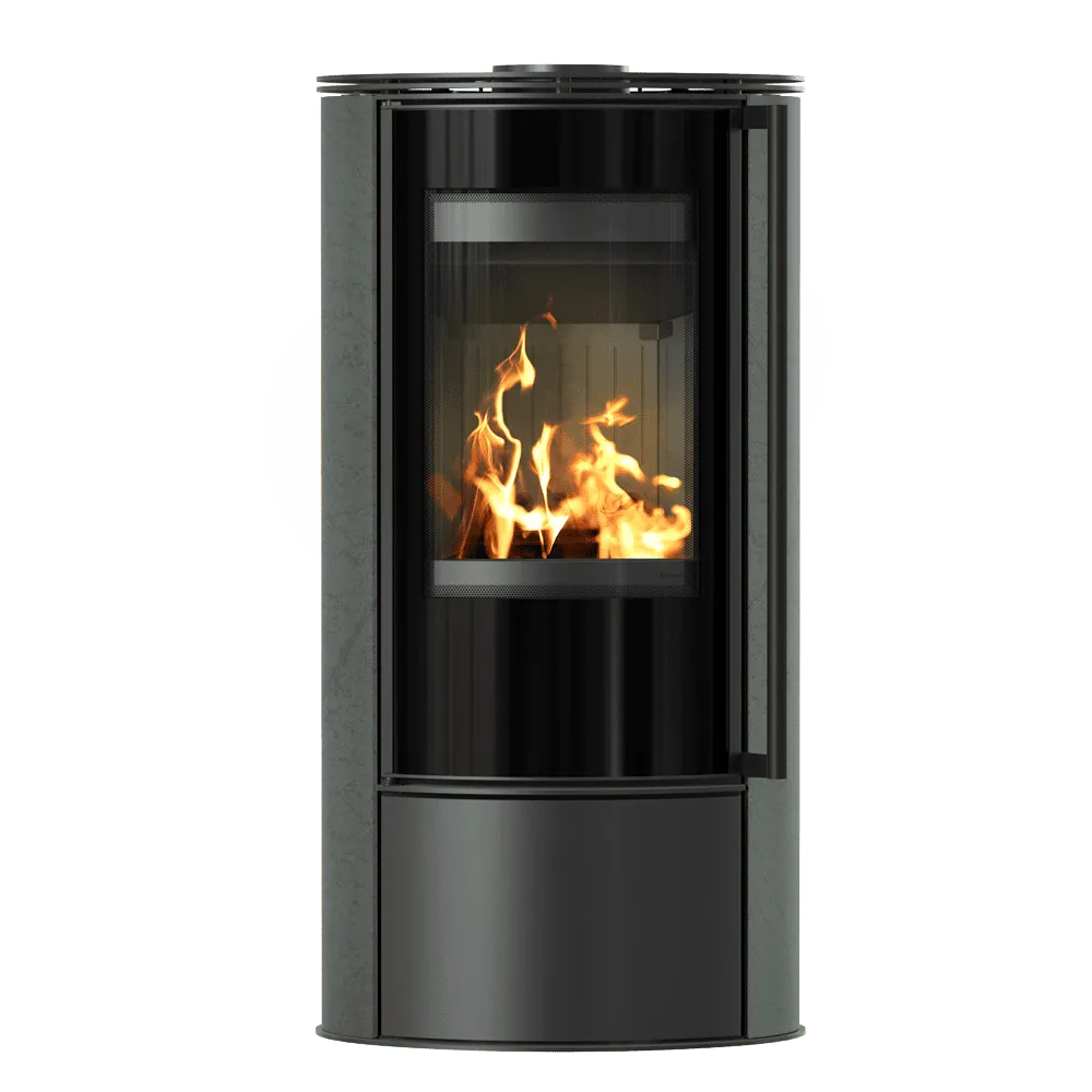 Kratki Erik houtkachel met modern design en zichtbare vlammen door glazen deur.