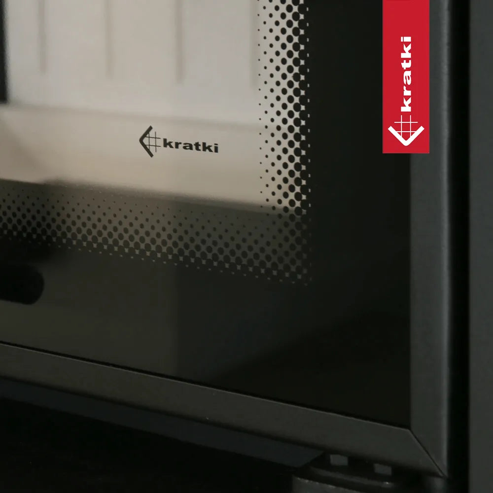 Kratki Lucy 12 kW Slim met modern zwart glazen ontwerp en subtiele stippenpatroon.