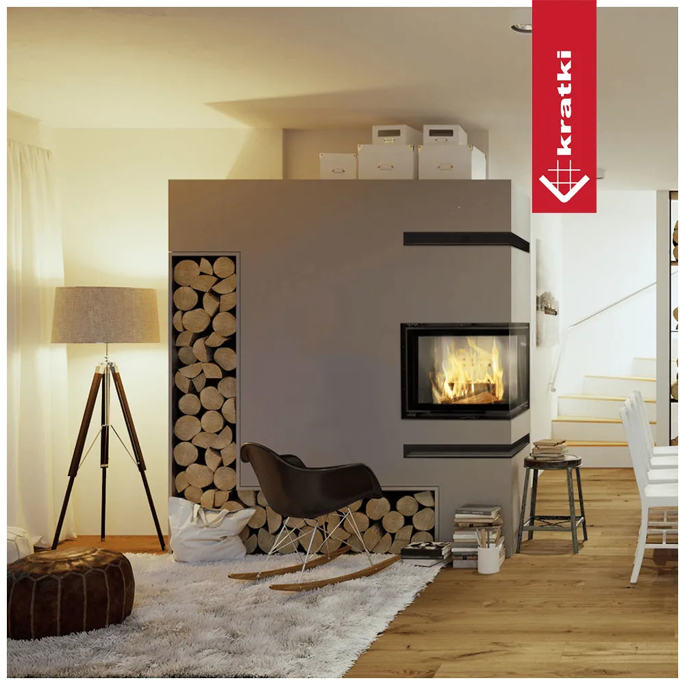 Gezellige woonkamer met Kratki VNP 610/430 haard, houtopslag en moderne inrichting.