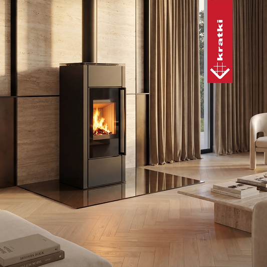 Kratki Hati Aqua CV kachel in moderne woonkamer met brandend vuur