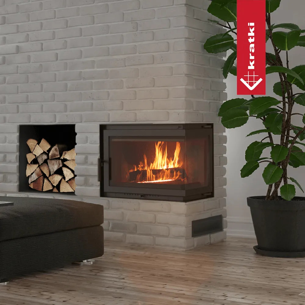 Kratki Simple M 10 kW Rechts ingebouwd in een moderne woonkamer met houtopslag en plant.