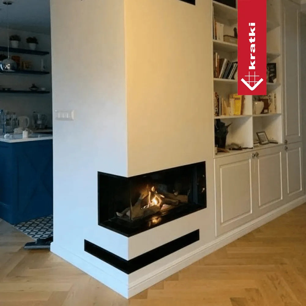 Kratki Leo 70 Links ingebouwde hoekhaard in moderne woonkamer met houten vloer en witte kasten.