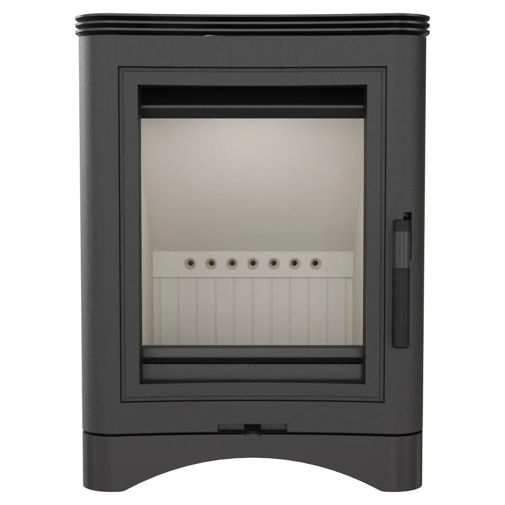 Zwarte houtkachel Kratki K5 met glazen deur en moderne, strakke vormgeving.