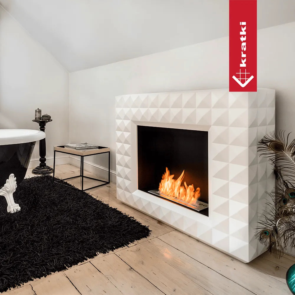 Witte Kratki Egzul TÜV haard in moderne badkamer met zwart tapijt en vrijstaand bad.