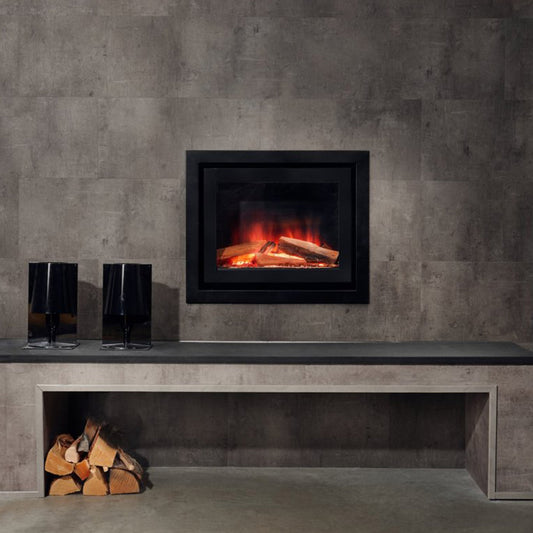 Element4 Elite 60 I E in strakke wand met brandend vuur