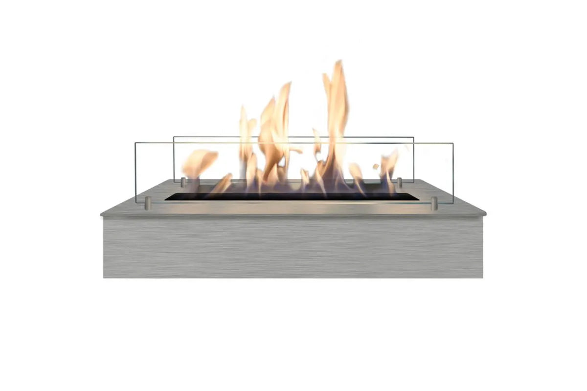 Xaralyn bio-ethanol brander L met lip, met vlammen en glazen windscherm.