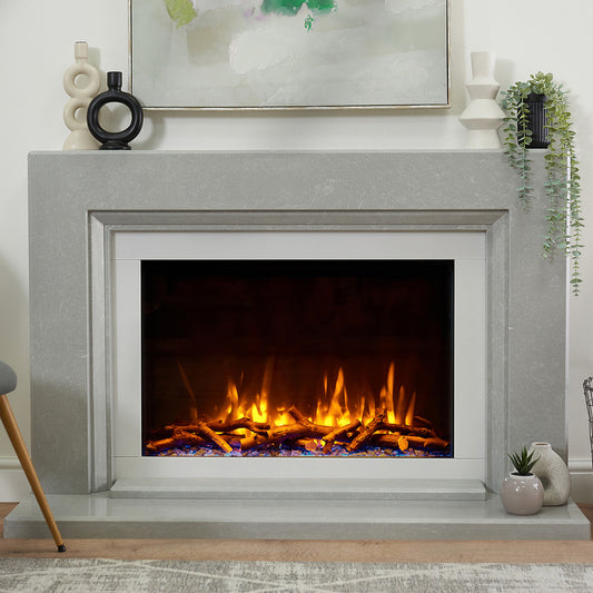 Charlton & Jenrick i-790e Slim ingebouwd in grijze schouw met vlammen
