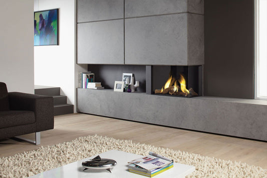 DRU Lugo 80/2 Eco Wave in moderne woonkamer met brandend haardvuur