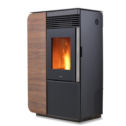 Nobis A10 Light Style pelletkachel met houten zijpaneel en zichtbare vlam