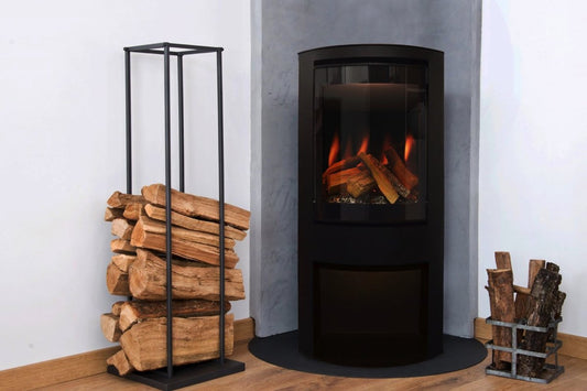 Element4 Club Ovation E haard met vuur in een moderne kamer