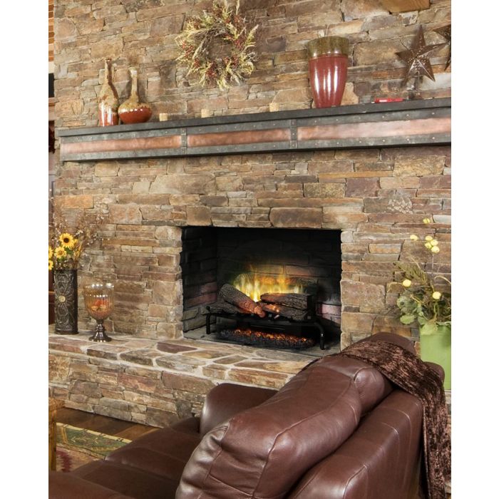 Dimplex Revillusion Logset 20 elektrische haard in een stenen open haard met decoratieve accenten.
