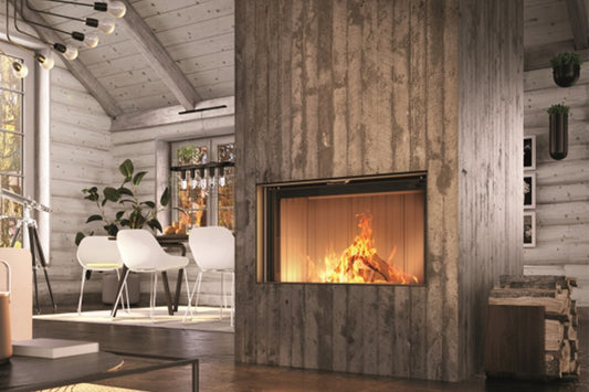 Spartherm Premium Front 87x50 ingebouwd in moderne woonkamer met brandend vuur