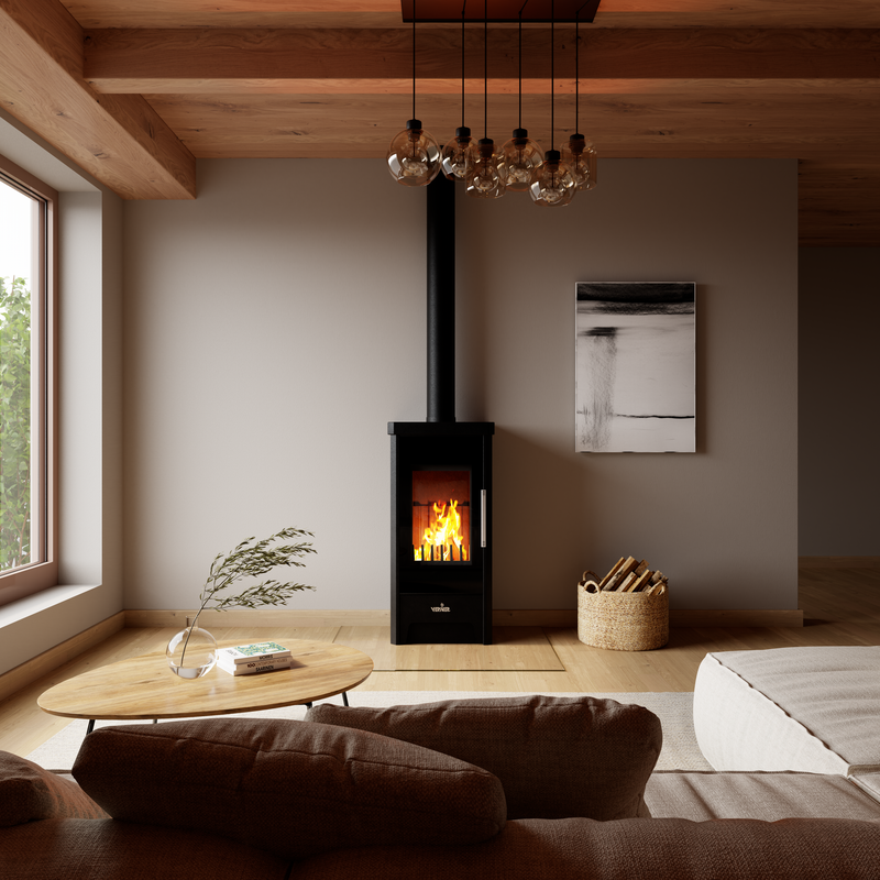 Verner 13/10.2 houtkachel in moderne woonkamer met brandend vuur