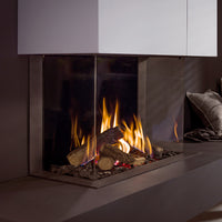 Trimline Fires 83 Panoramic ingebouwde haard met vlammen en houtblokken