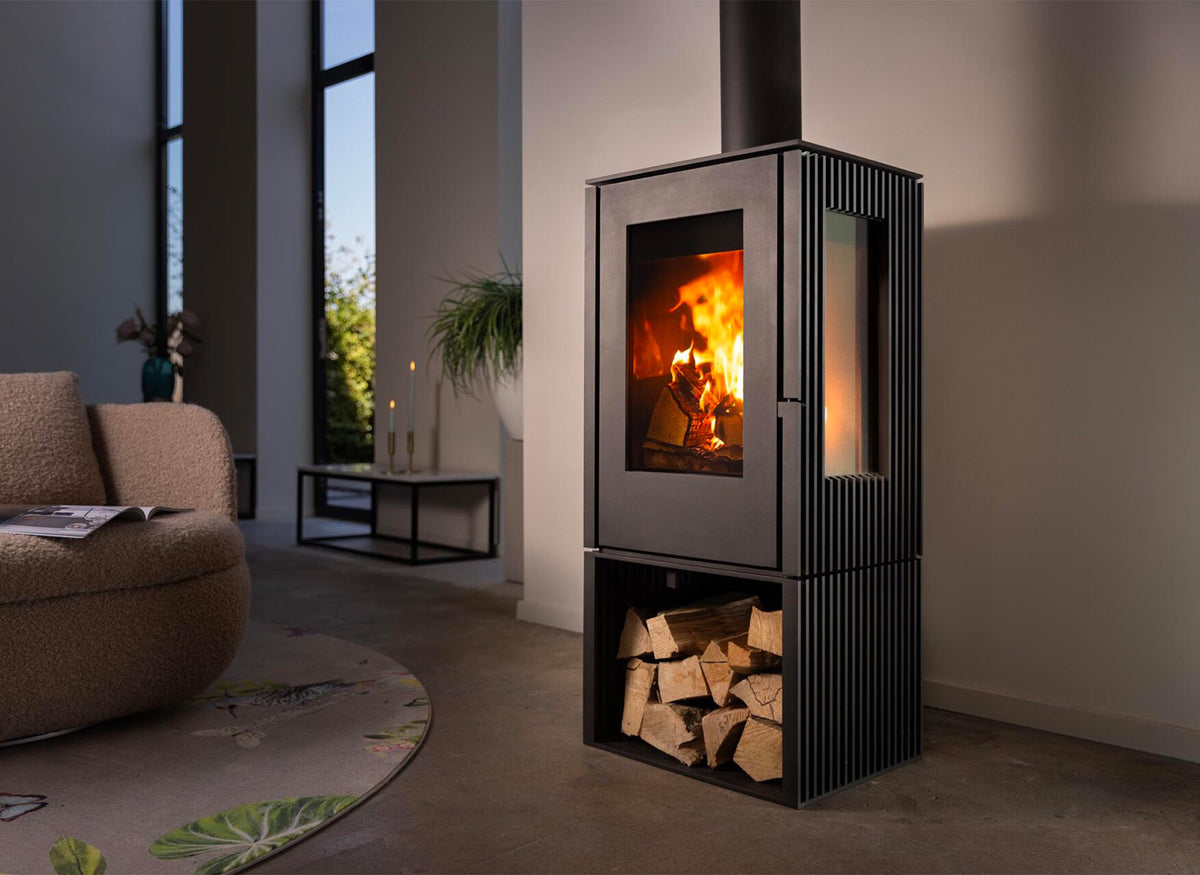 Trimline Fires Woody Loft 3S-O houtkachel in moderne woonkamer