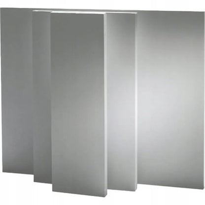 Grijze metalen panelen van de Kratki Antek haard, strak en modern design.