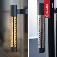 Kratki MBO deurklink met geperforeerde metalen cilinder