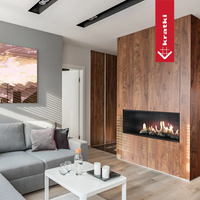 Kratki Leo 100 gashaard in moderne woonkamer met houten wand