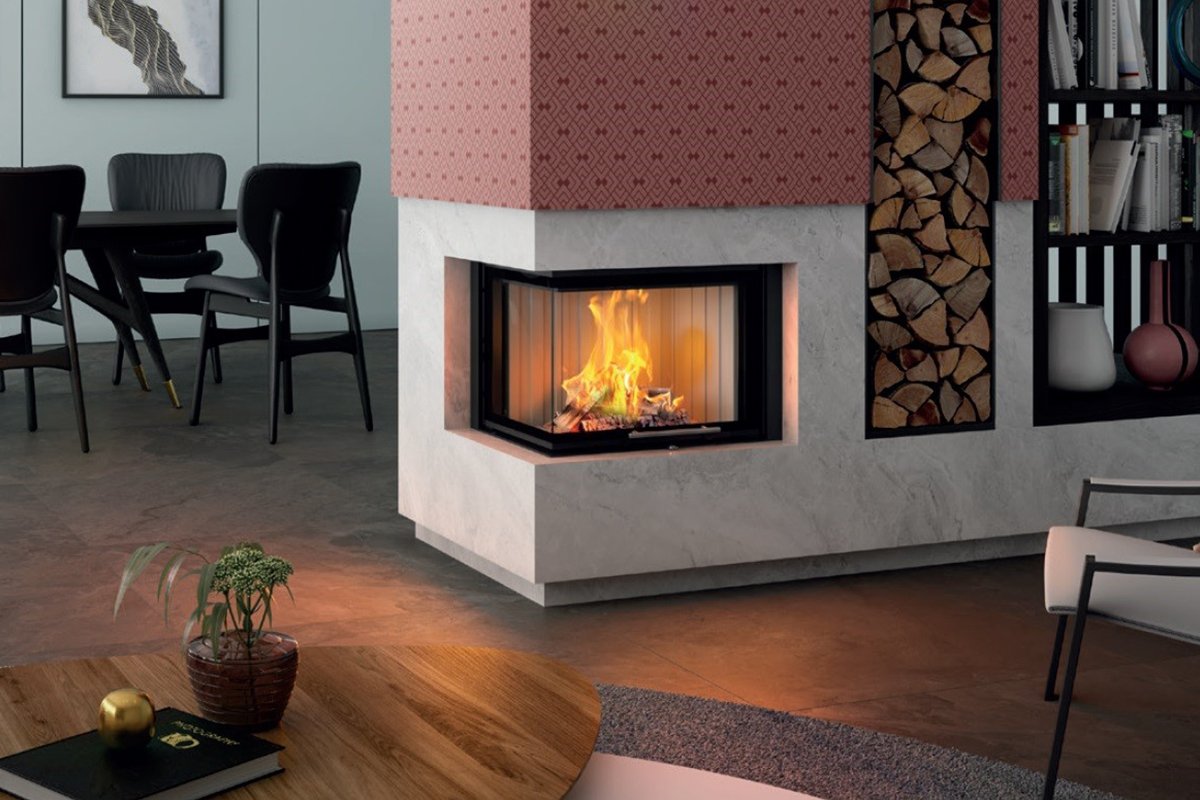 Spartherm Linear Corner 59x39x44 liftdeur in moderne woonkamer, brandend haardvuur