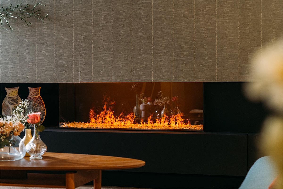 Dimplex e-MatriX 1300/400 II Hoek in moderne woonkamer met lange vlamhaard