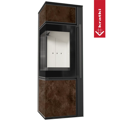 Kratki Tora S houtkachel met hoekig ontwerp, zwart frame en roestkleurige panelen.