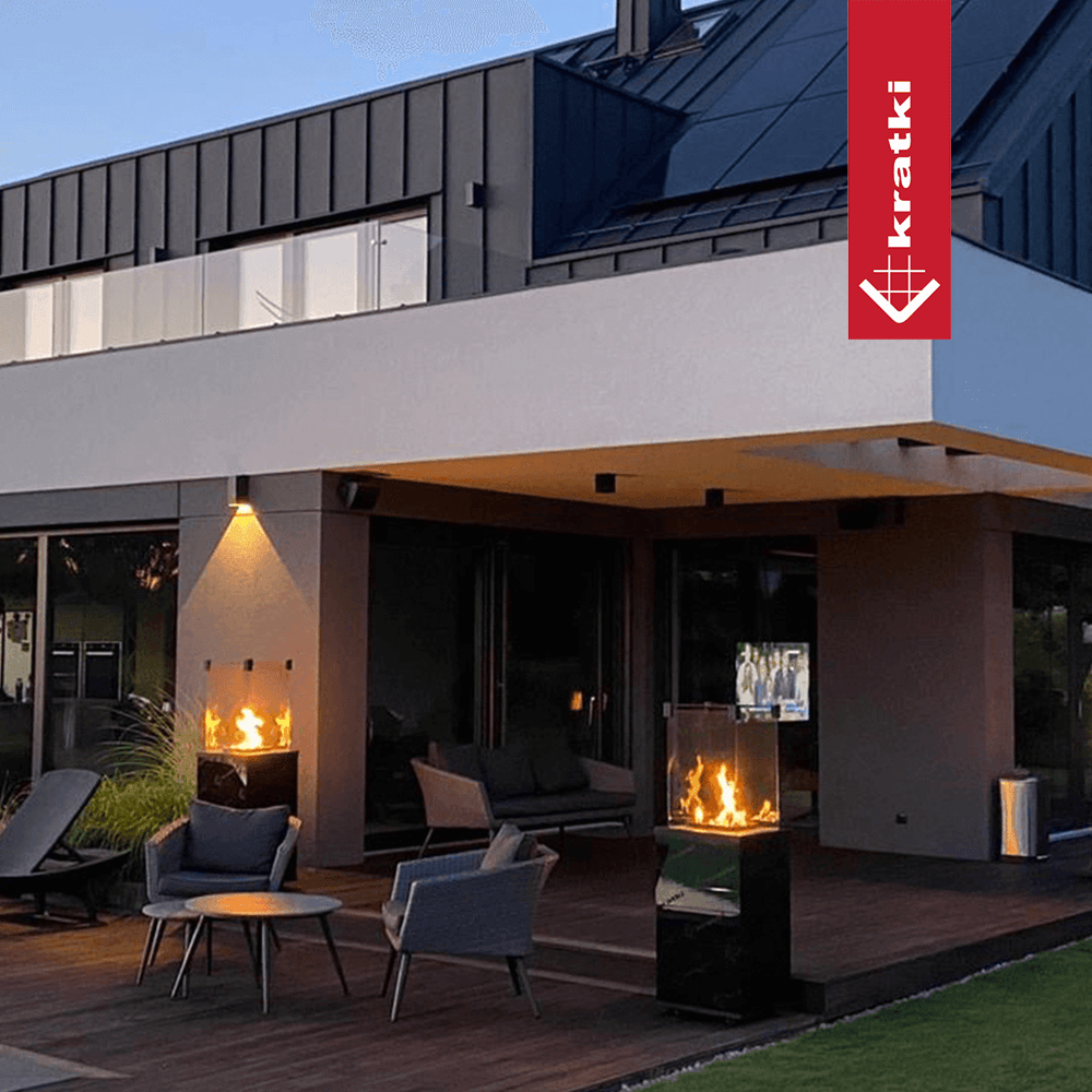 Kratki Patio Mini terrasverwarmer met vlammen op een modern ingericht terras