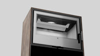 Close-up van de Balstil Forli 95-haard met glazen deur en houten omlijsting