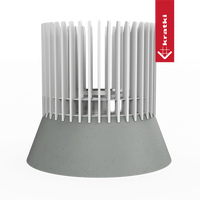 Kratki Ribo witte ronde kachel met verticale lamellen