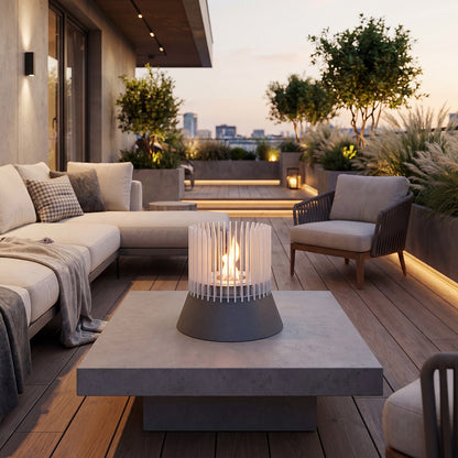 Kratki Ribo vuurkorf op terras met loungezitmeubilair