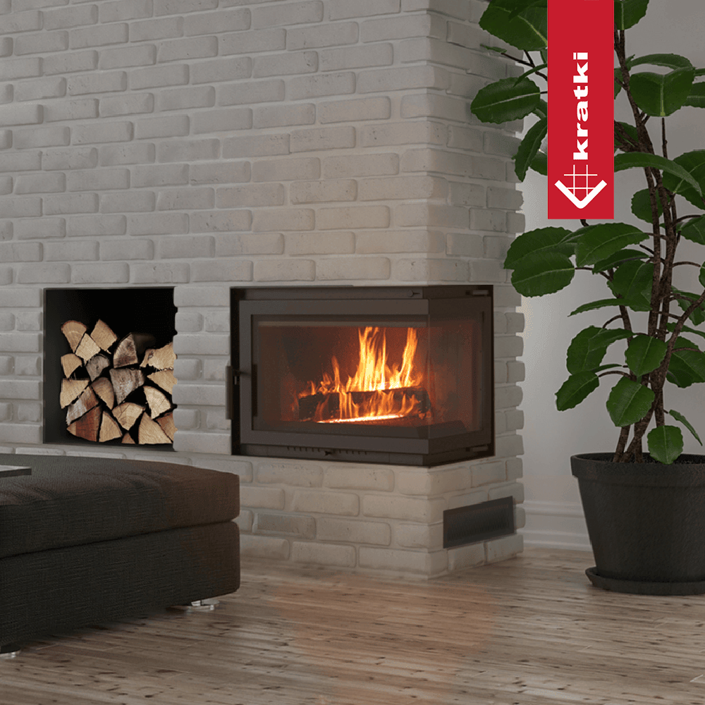 Kratki Simple M 10 kW ingebouwd in witte bakstenen haard met brandend vuur