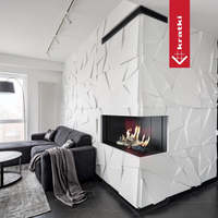 Kratki Leo 70 in moderne woonkamer met ingebouwde haard