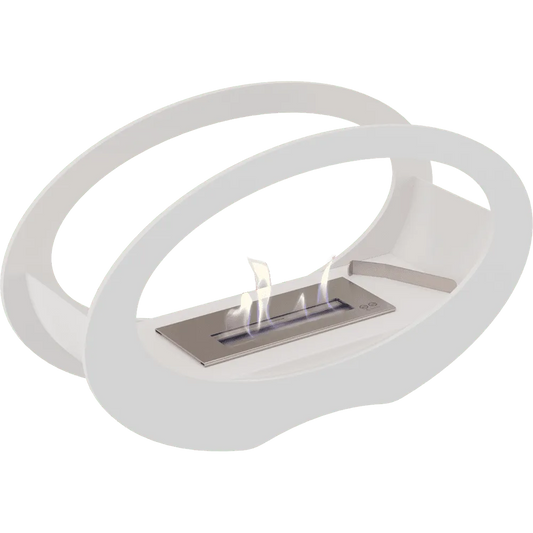 Witte, ovale bio-ethanol haard Kratki Echo met moderne, minimalistische uitstraling en vlammen in het midden.