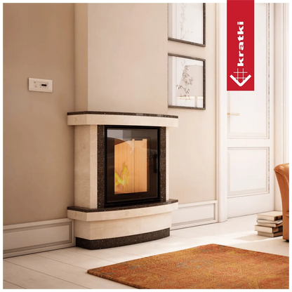 Kratki Nadia 8 kW haard in een moderne woonkamer met beige muren en een oranje tapijt.