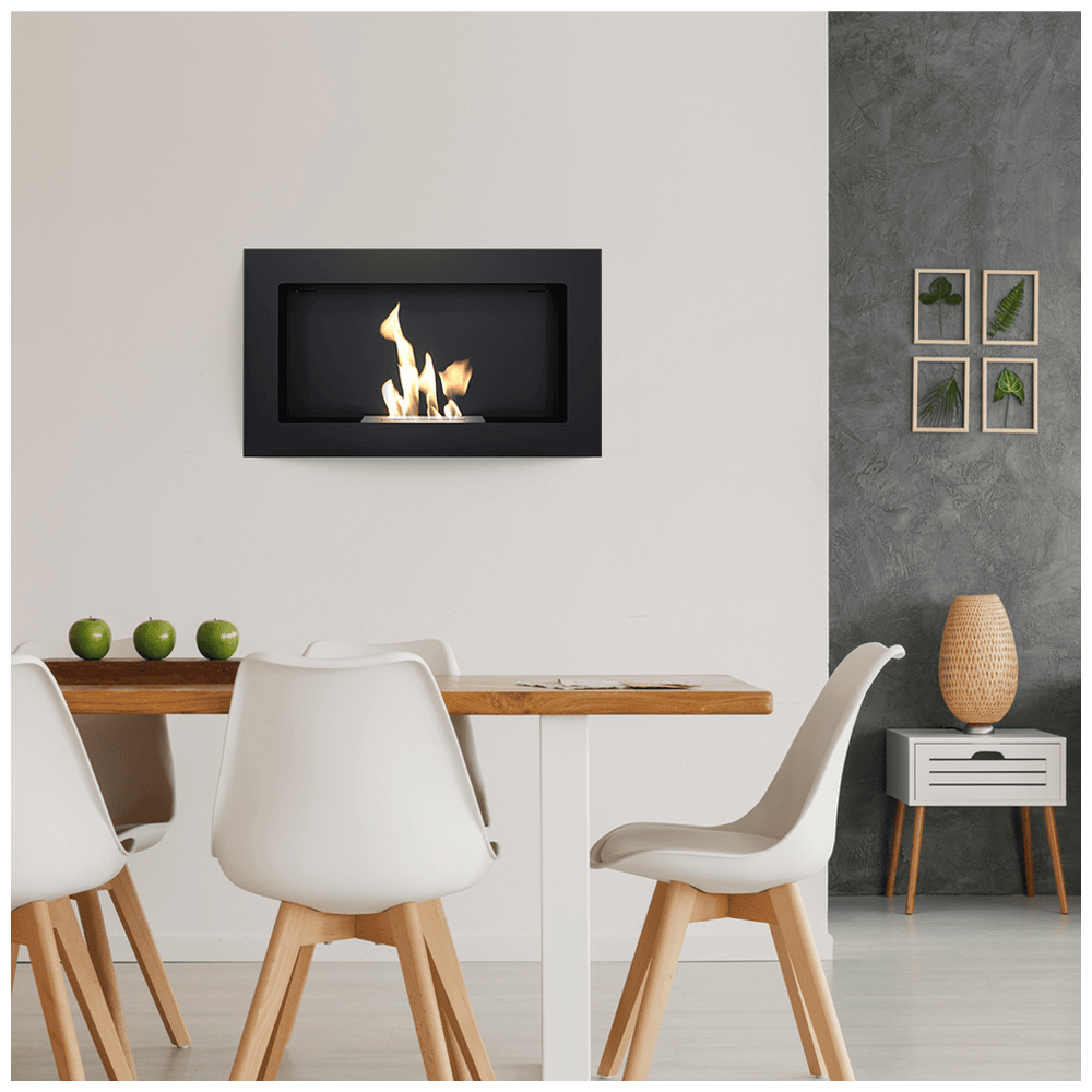 Kratki Golf 2 TÜV in moderne woonkamer boven eettafel