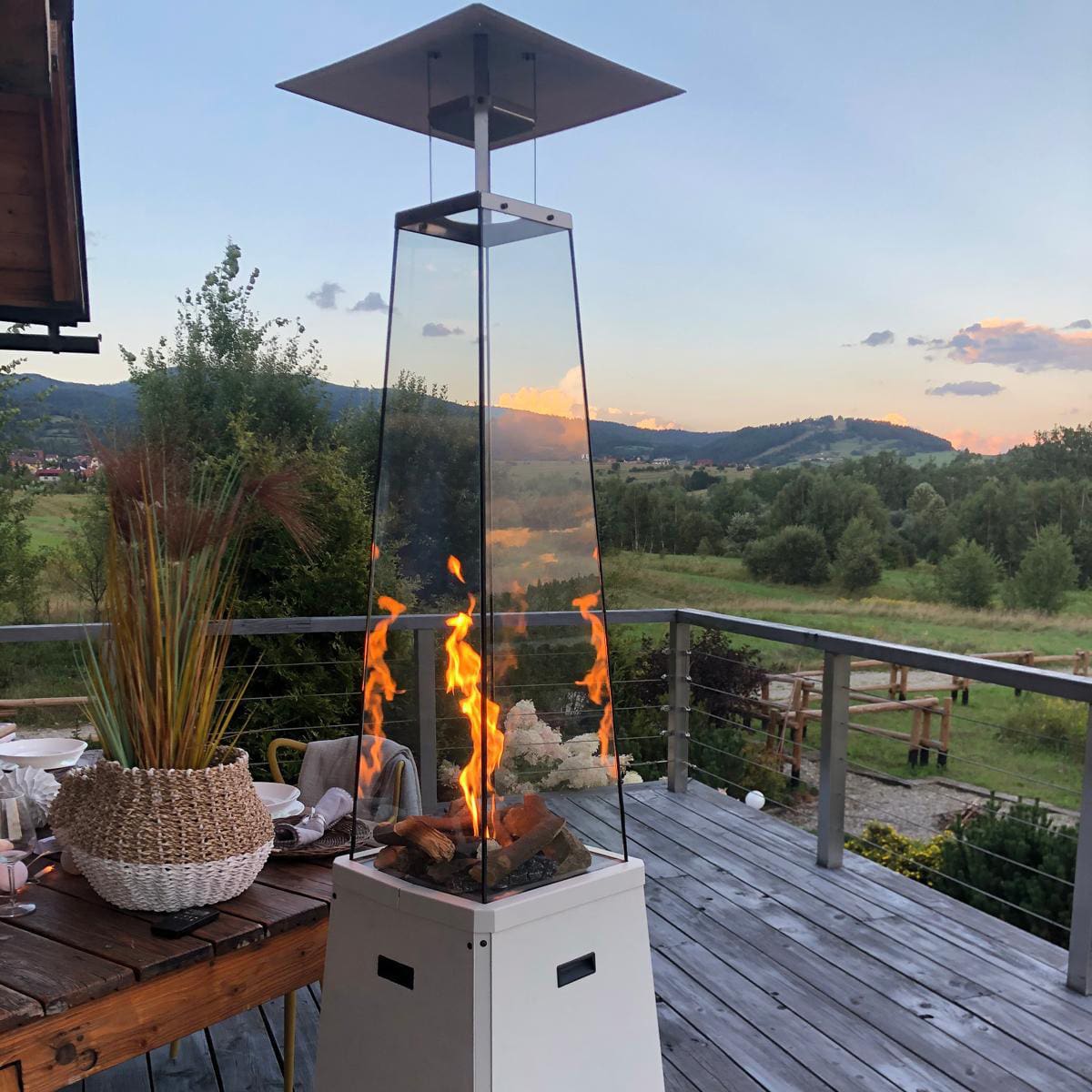 Kratki Umbrella BS terrasvuurhaard met glas en vlammen