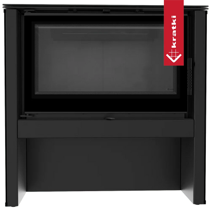 Zwarte Kratki Juno 12 kW houtkachel met groot glazen venster en strak ontwerp.