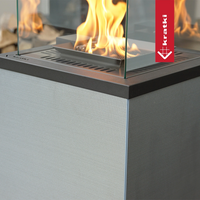 Kratki Patio vuurtafel met zichtbare vlammen en glazen windscherm
