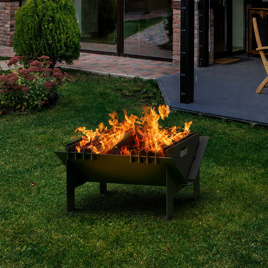 Kratki Gamela vuurkorf in tuin met brandend hout