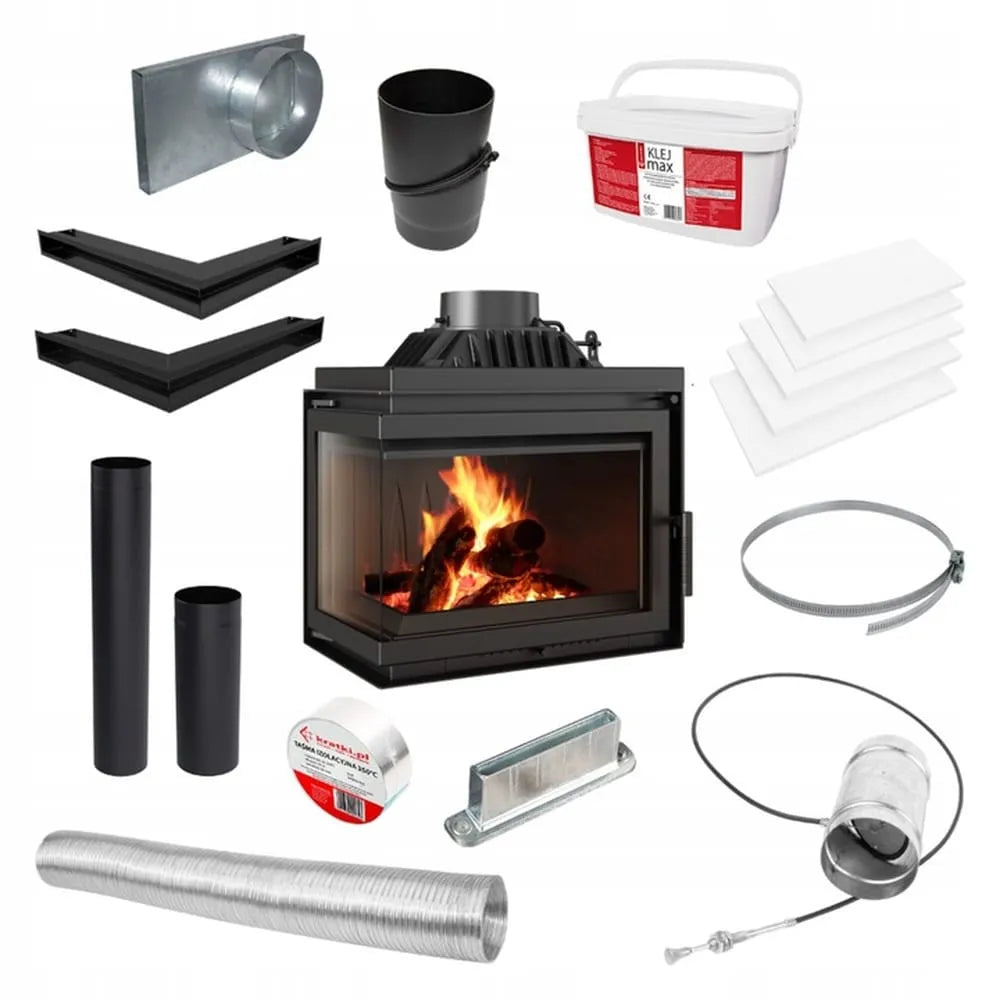 Kratki Simple M 10 kW Links haard met installatie-accessoires en brandend houtvuur.