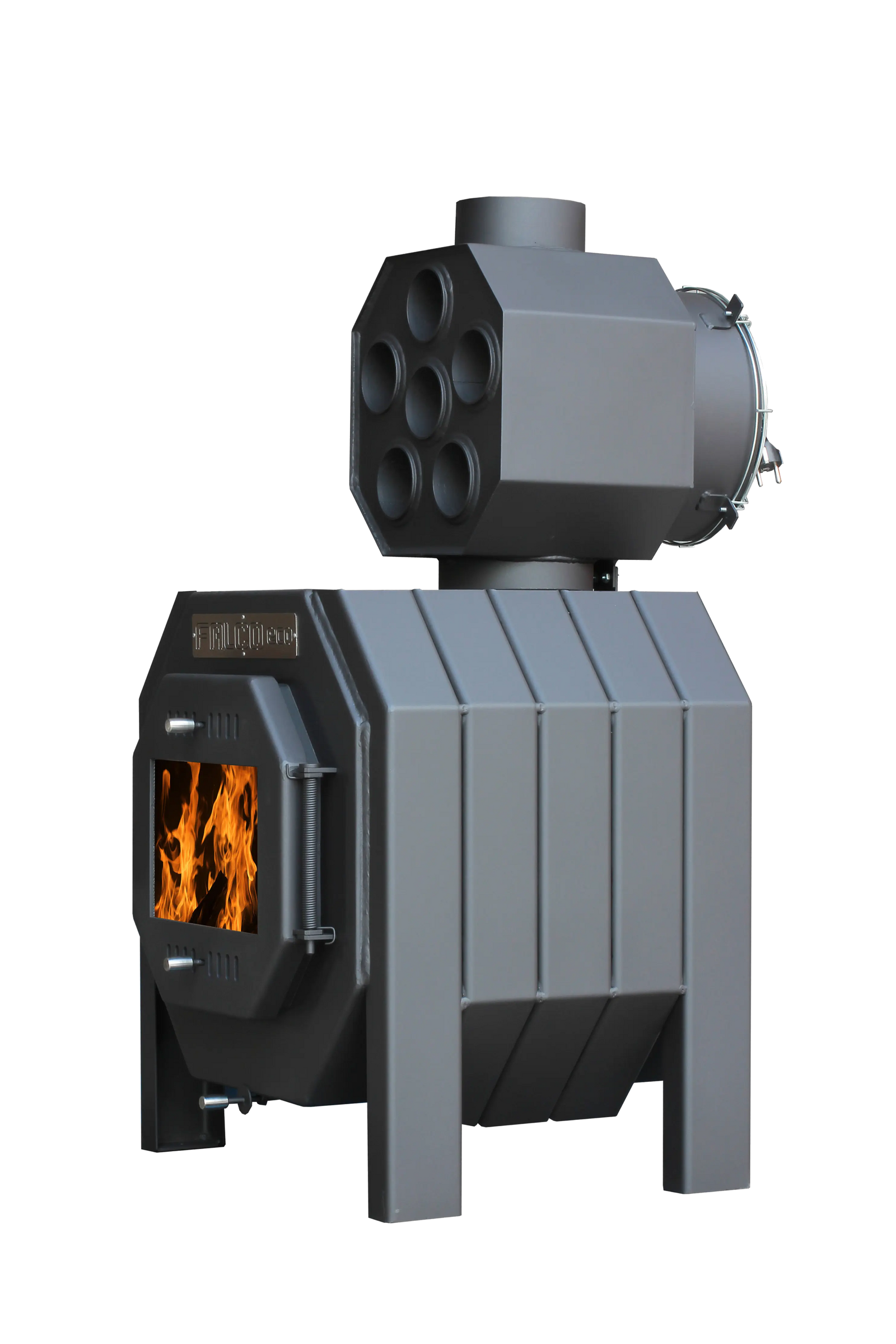 LS Kamna Falco Eco houtkachel met brandend vuur en ronde bovenkamer