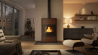 HS Flamingo Aquaflam 25 houtkachel in moderne woonkamer met brandend vuur