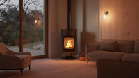 HS Flamingo Masterflamme Grande in moderne woonkamer met brandend vuur