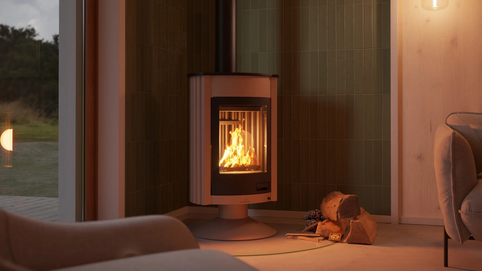 HS Flamingo Masterflamme Medie houtkachel in woonkamer met brandend vuur