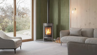 HS Flamingo Masterflamme Medie houtkachel in moderne woonkamer