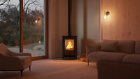 HS Flamingo Masterflamme Piccolo in een moderne woonkamer met brandend vuur