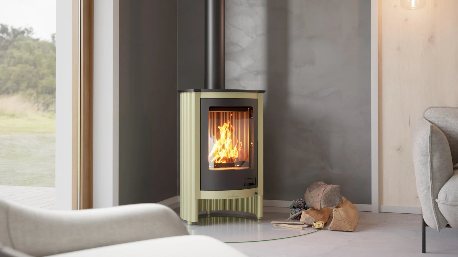 HS Flamingo Masterflamme Piccolo houtkachel in moderne woonkamer, met brandend vuur